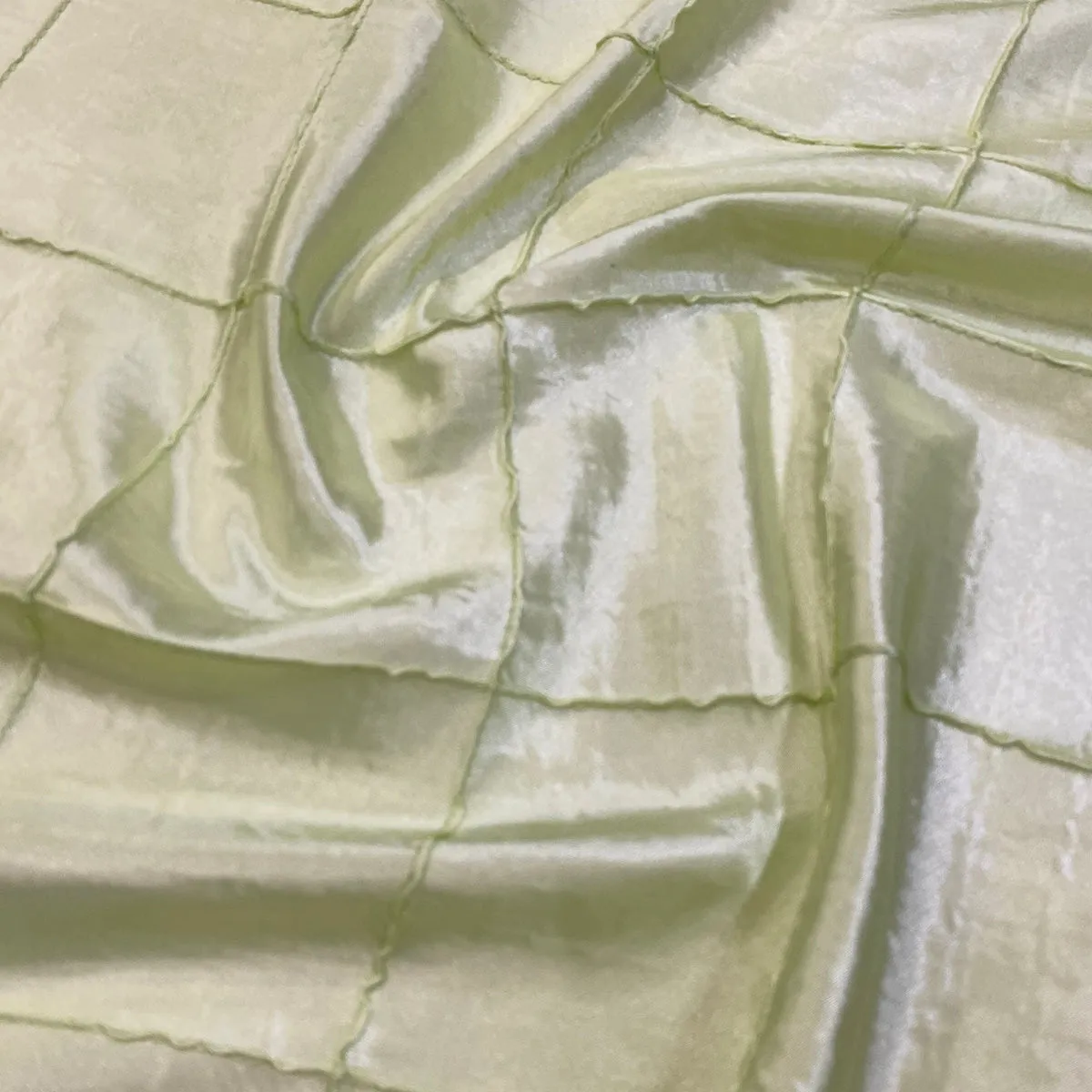 4" Pintuck Taffeta Table Napkin in Light Sage 090