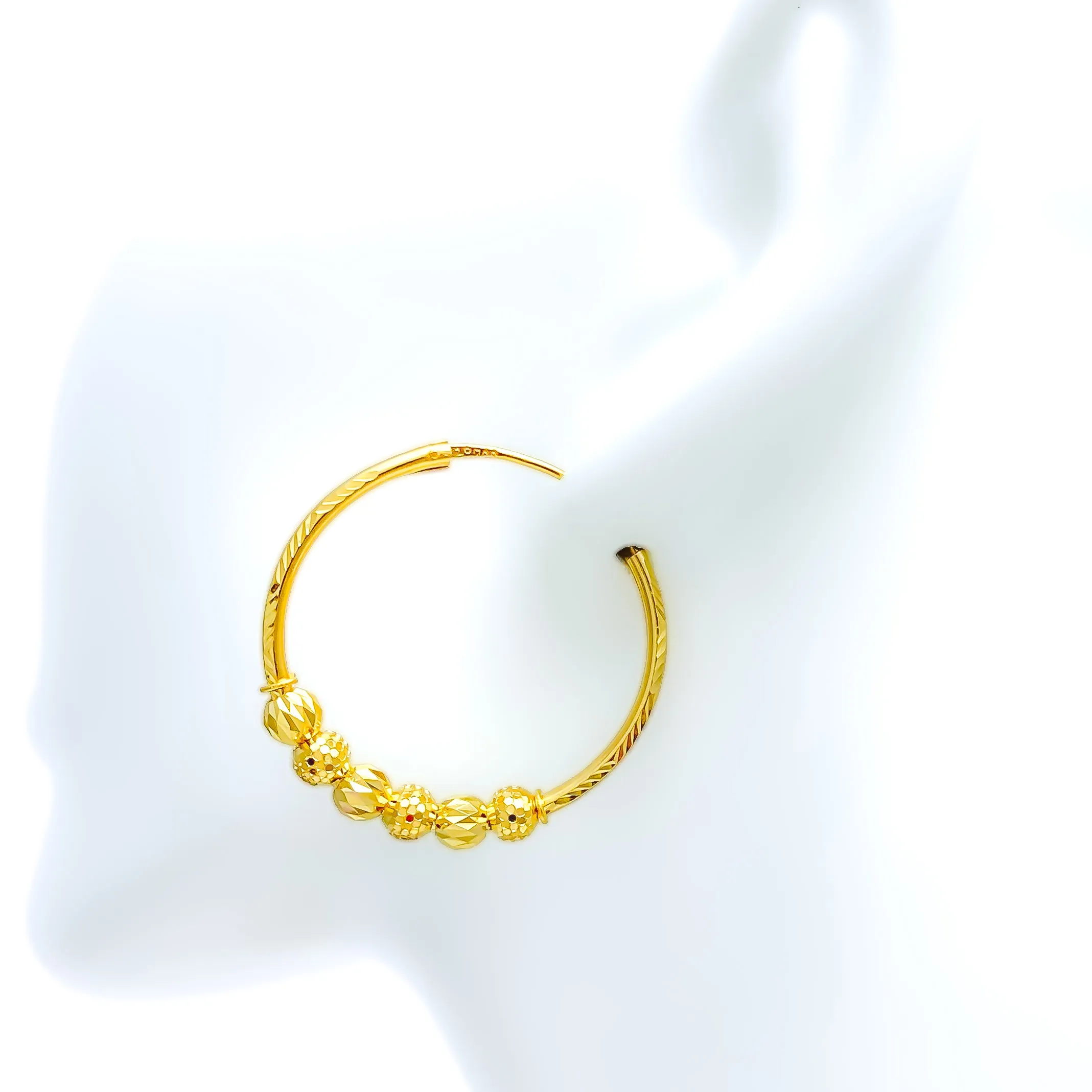 Attractive Alternating Disco Orb Bali