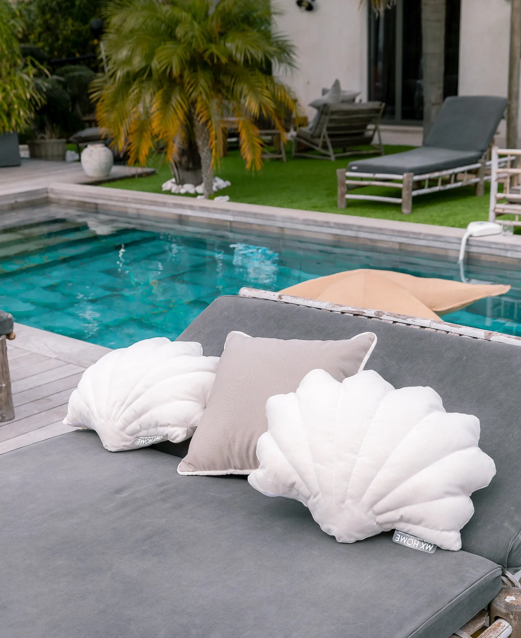 Coussin coquillage - Raphia ou Blanc ou Bleu - Extérieur