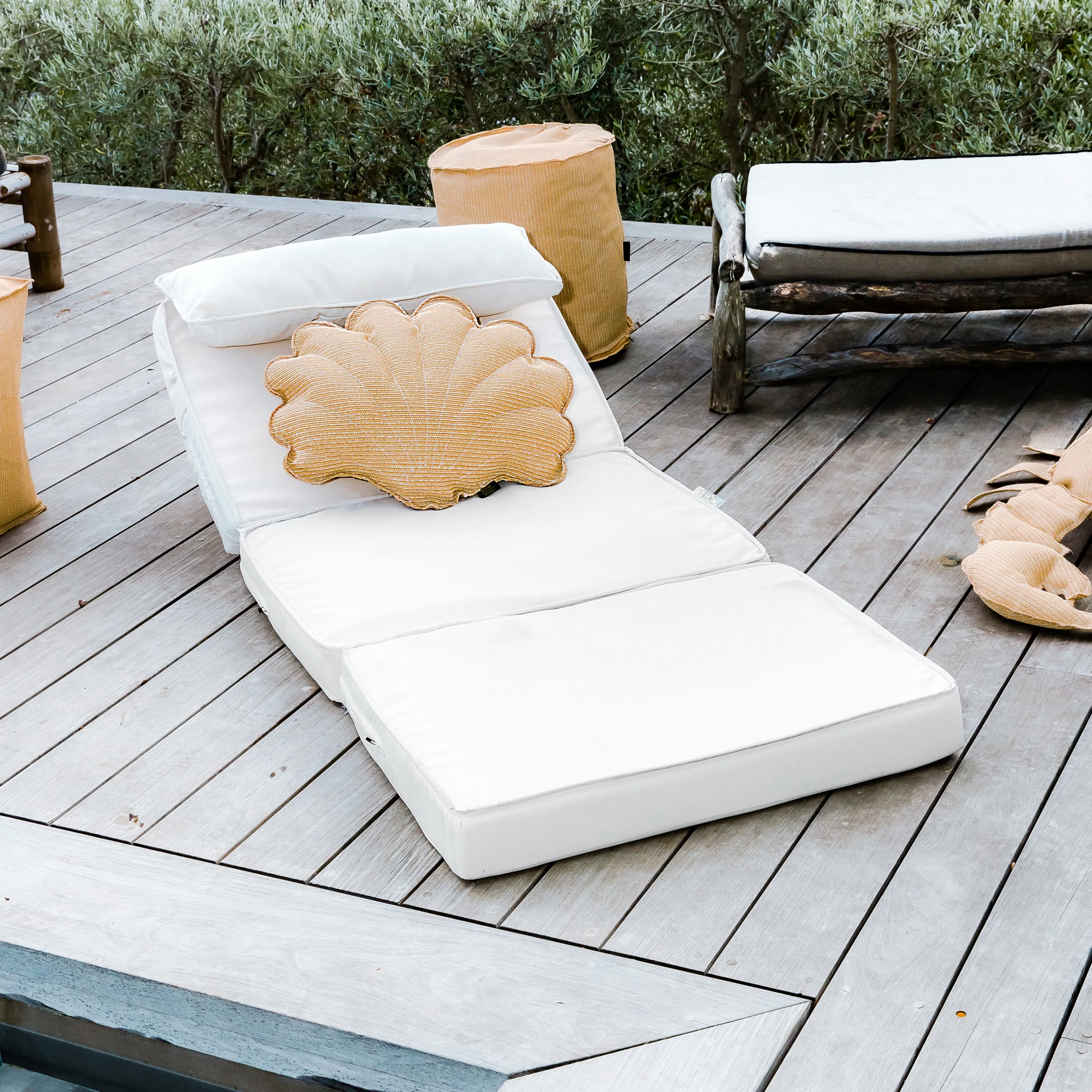 Coussin coquillage - Raphia ou Blanc ou Bleu - Extérieur