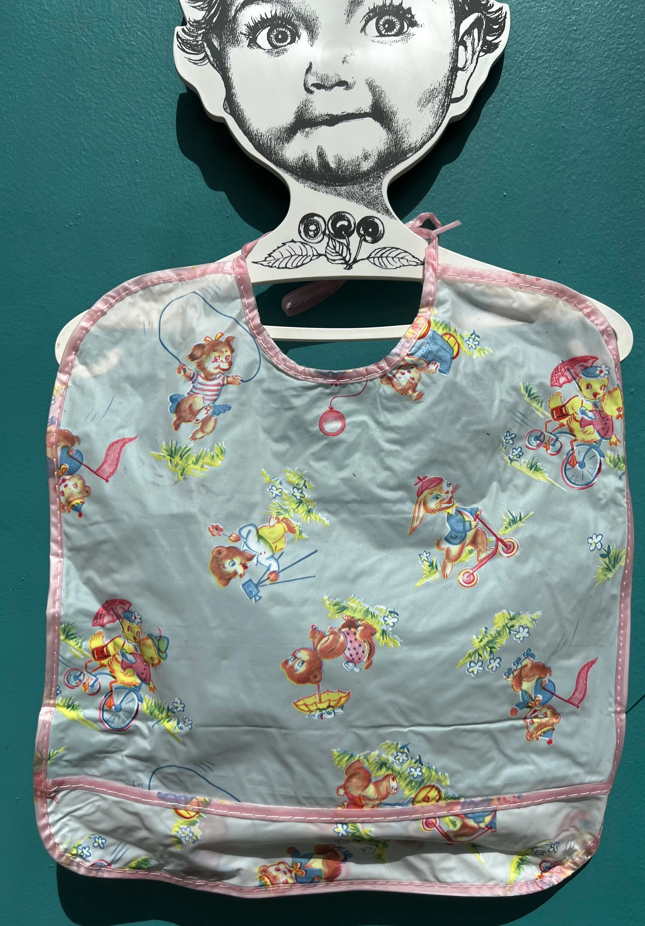 Delightful 1950s Bibs Decorated with Cute Anthropomorphic Animals