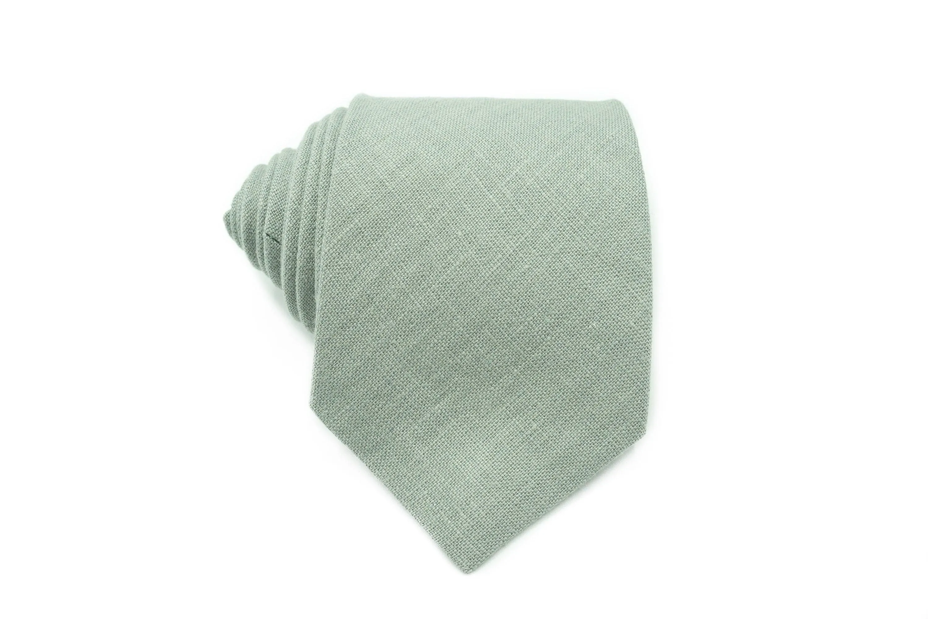 Dusty Sage Green Groomsmen Set: Wedding Suspenders, Bow Ties & Pocket Squares