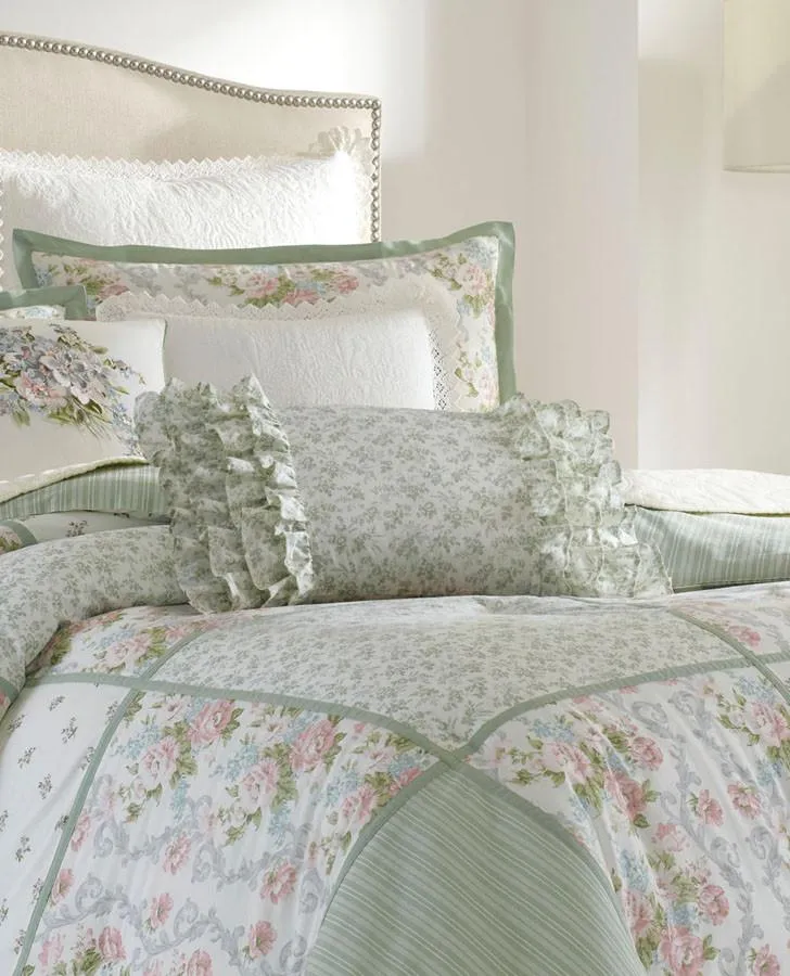 Harper Ruffled Breakfast Pillow