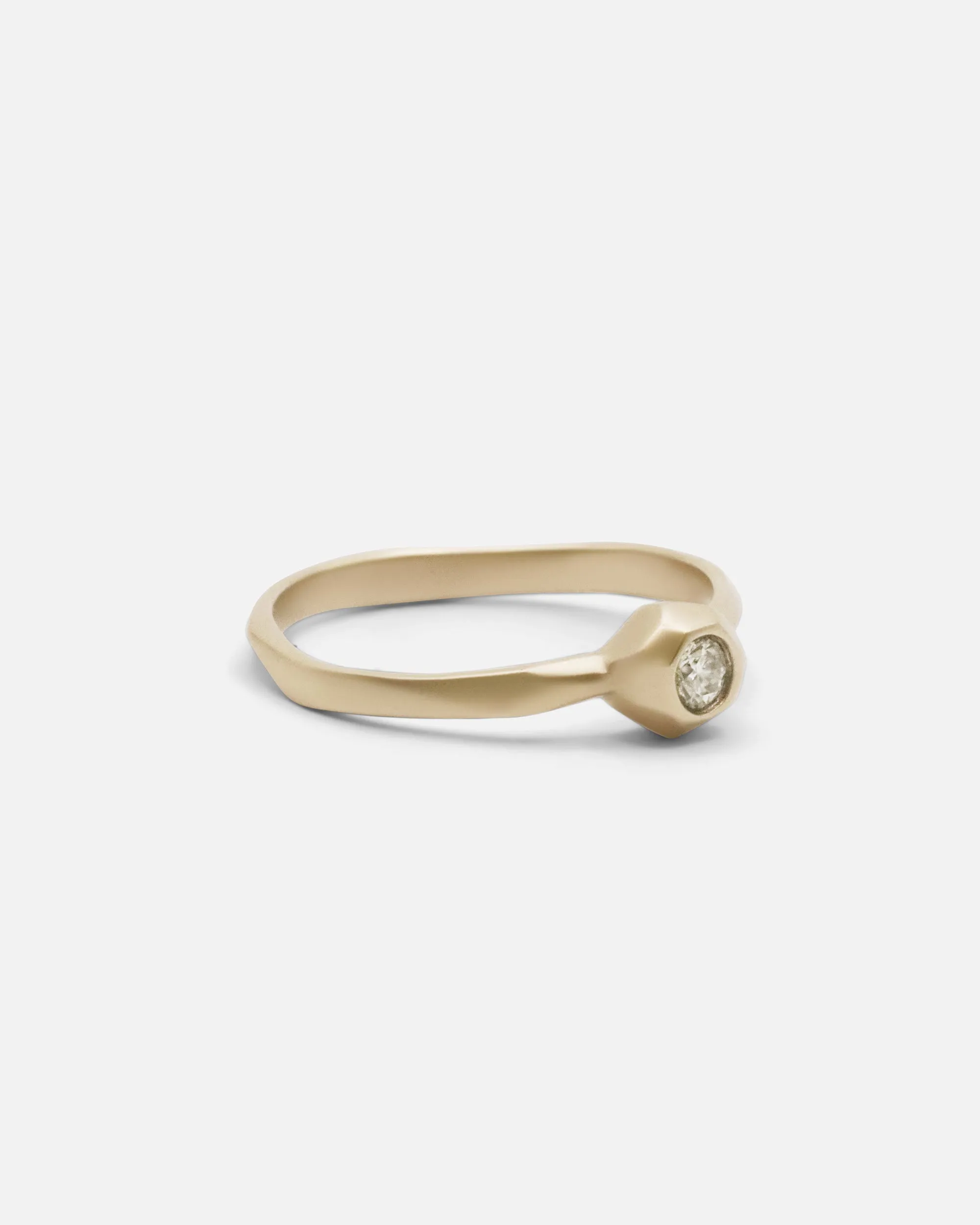 Pebble Ring / Yellow Diamond