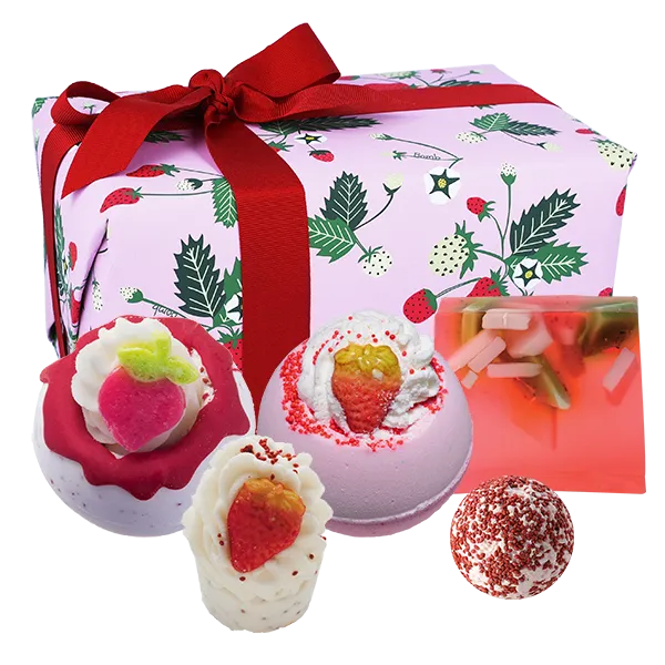 Strawberry Feels Forever Gift Set